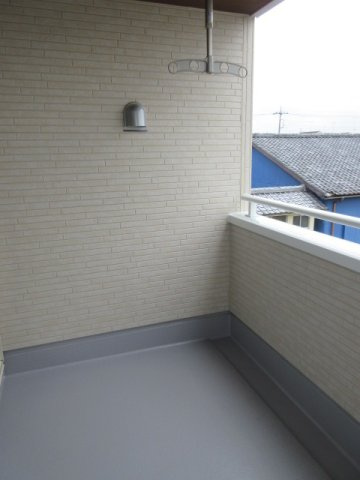 【仲介手数料無料】新築戸建　深谷市東方町2-4-5（全1棟）のバルコニー