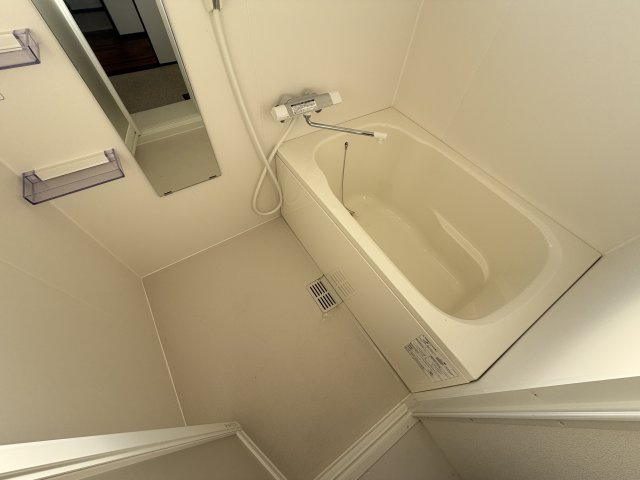 東浦マンションの浴室