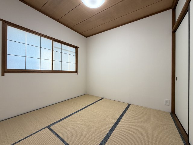 東浦マンションの和室