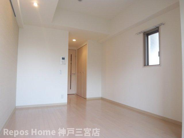 エスリード中山手県庁前の居間・リビング