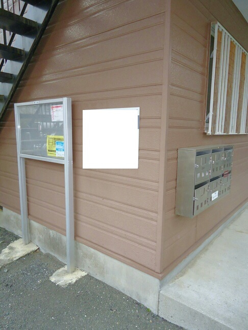 エルディム西町東のエントランス