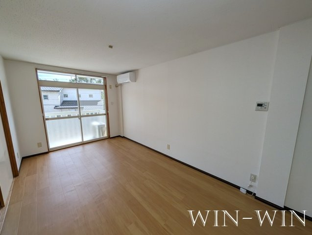 エルディム西町東の居間・リビング