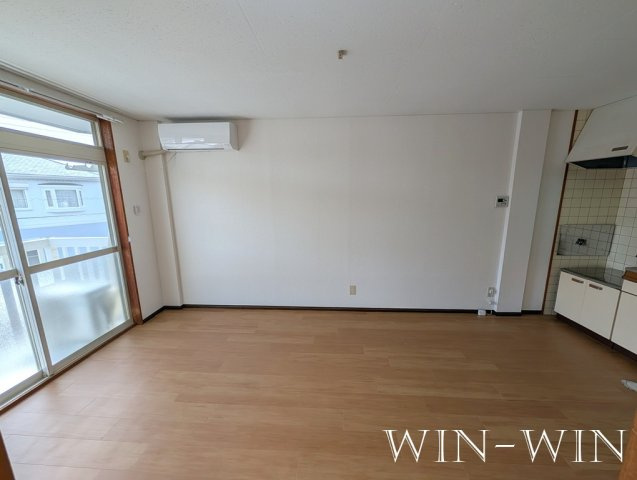 エルディム西町東の居間・リビング