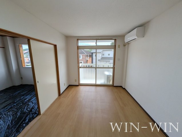 エルディム西町東の居間・リビング
