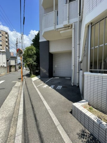 【駐車場】 | ヒューマインド美野島並木通り