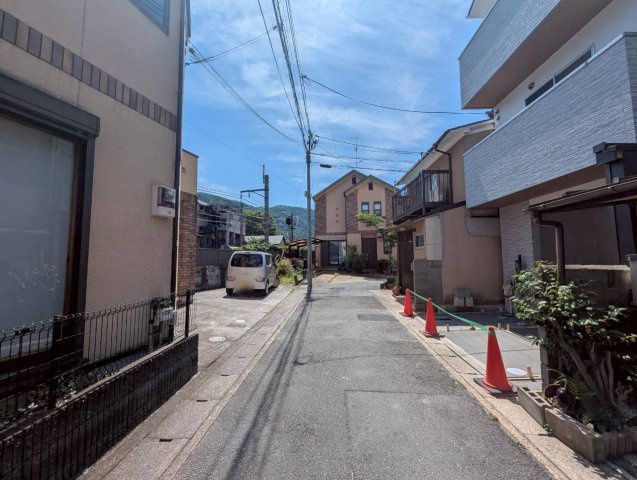 嵯峨天龍寺瀬戸川町の前面道路含む現地写真