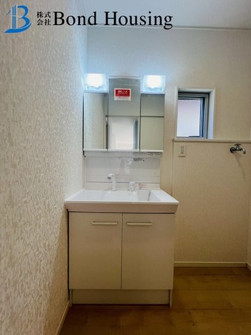 「リフォ済」「並列2台駐車可」福吉台　築6年の独立洗面台