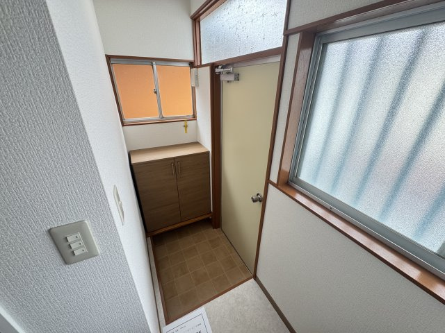 馬橋アパートの玄関