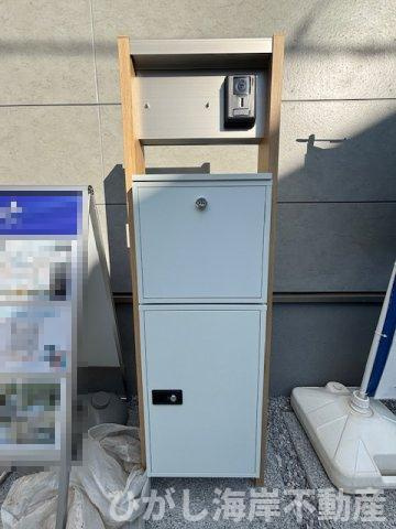 藤沢市羽鳥5丁目　新築戸建の庭|宅配ボックス機能付門柱
