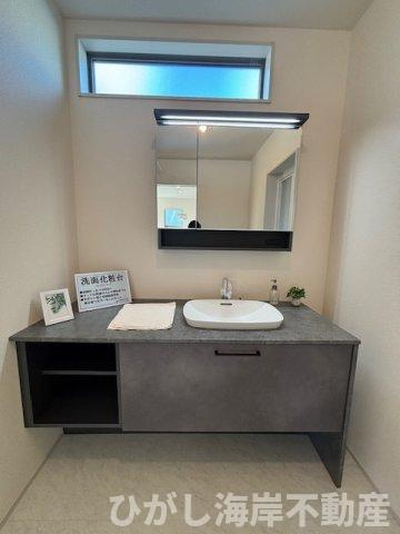 藤沢市羽鳥5丁目　新築戸建の独立洗面台|洗面化粧台