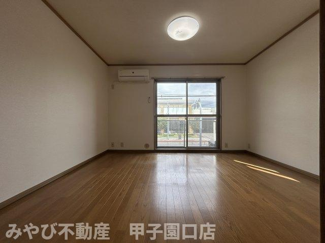 ソレイユの居間・リビング