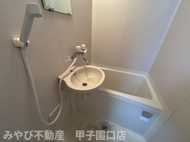 ソレイユの浴室