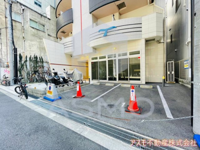【駐車場】 | セレニテ梅田EST