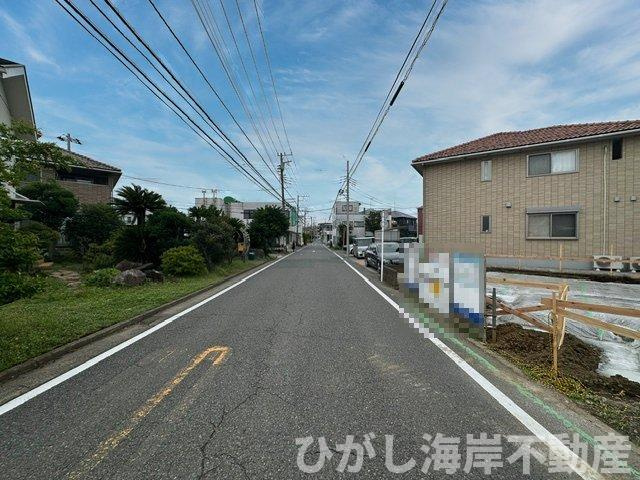 藤沢市羽鳥3丁目　新築戸建の前面道路含む現地写真|7月7日撮影　建築中　現地外観