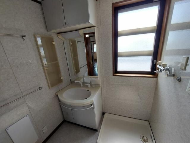 原田屋ビルの洗面所