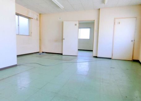 八尾市太田新町４丁目の工場