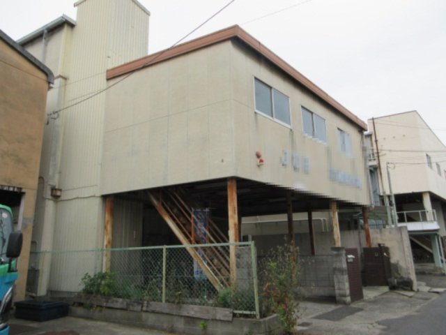 八尾市太田新町４丁目の工場