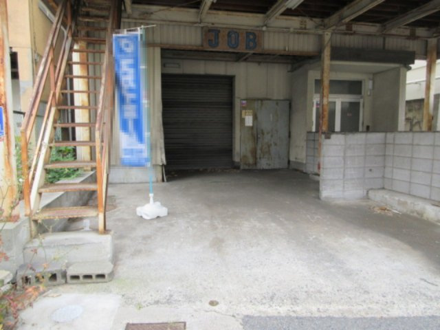 八尾市太田新町４丁目の工場