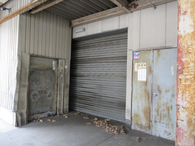 八尾市太田新町４丁目の工場