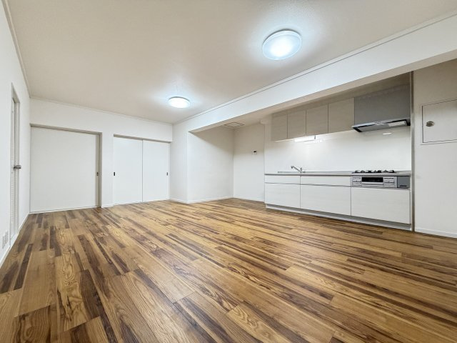 三旺マンション第7名東の居間・リビング