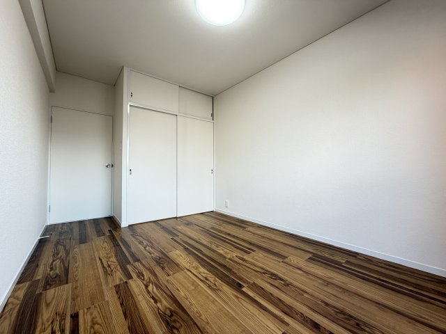 三旺マンション第7名東の洋室