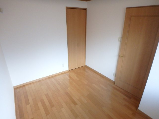 【洋室】 | グッドヴィレッジ２番館 | 過ごしやすい室内です