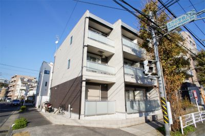 リブリ・本牧通りⅡの周辺