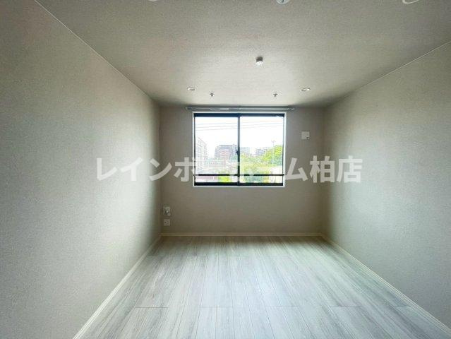 ＼＼【仲介手数料：不要】対象物件■初期費用１０万円以下■／／の居間・リビング