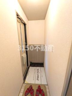 クレセントヴィラ日置江　Aの玄関