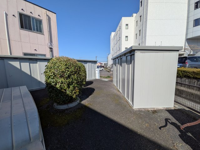クレセントヴィラ日置江　Aの収納