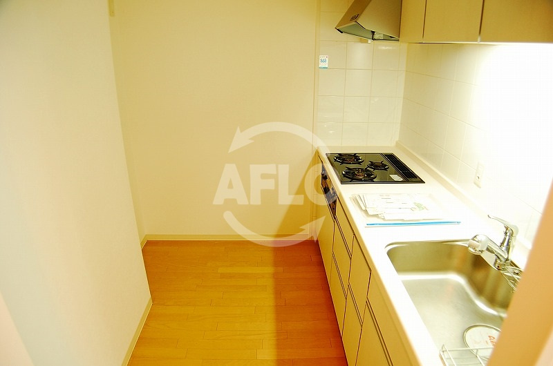 アーデンタワー新町　堀江小学校区のキッチン|アーデンタワー新町　ガス3口コンロシステムキッチン