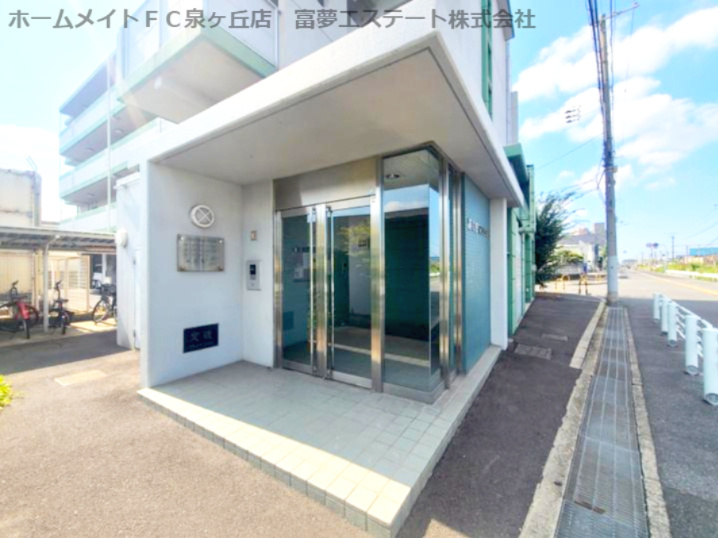 龍の樹マンションのエントランス