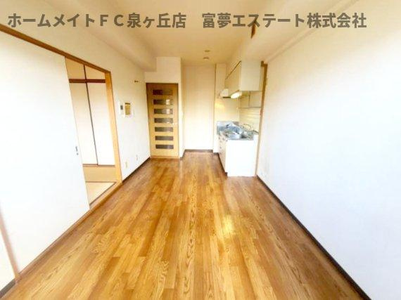 龍の樹マンションの居間・リビング