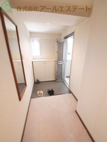 ファミールハイツ加古川壱番館　　山陽電鉄「浜の宮駅」徒歩19分の玄関