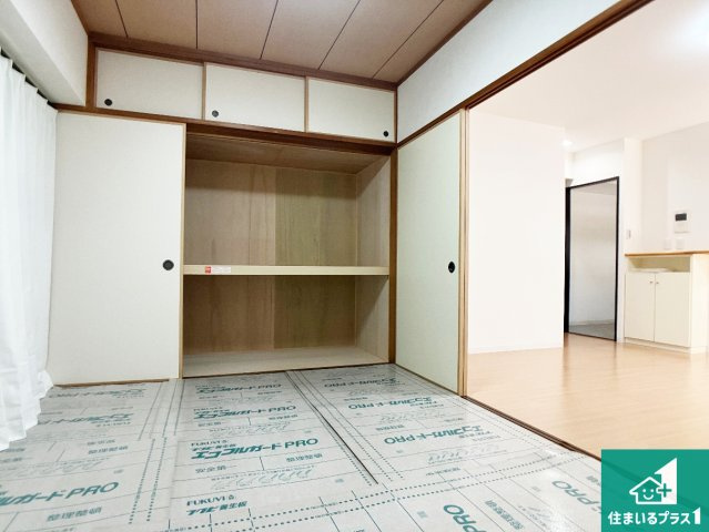 ライオンズマンション東加古川の和室|一室あると便利な和室は客間としてだけでなく、小さなお子様のプレイルームや食後のくつろぎスペースとしてもご利用いただけます。収納もついていますので大活躍間違いなし！