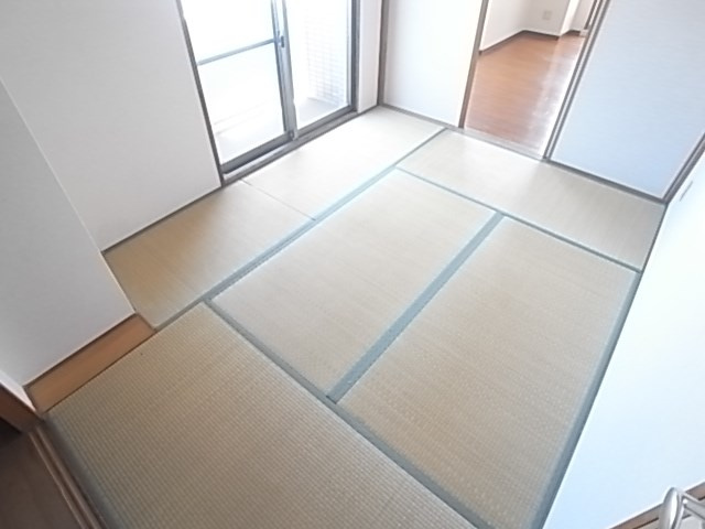 ルー・エーベル常光寺壱番館の和室