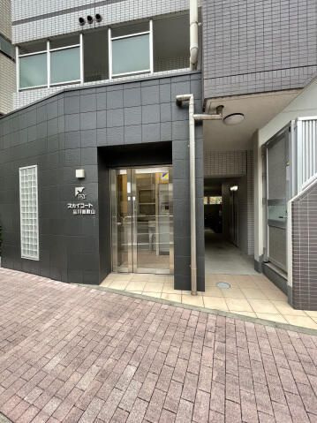 スカイコート品川御殿山のエントランス