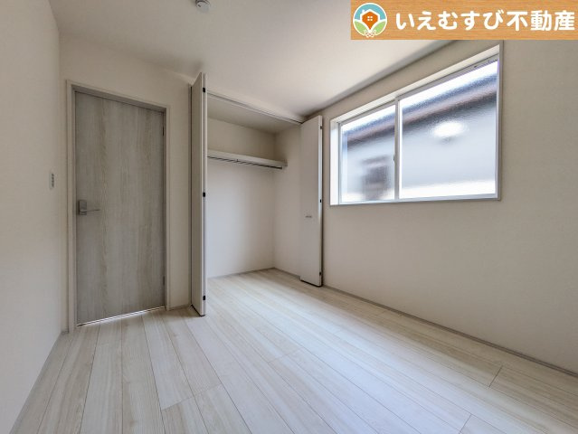 Livele Garden.S　深谷稲荷町北第3の洋室|ナチュラルな色合いでシンプルな内装
シンプルな内装のお家なので飽きが来ずコーディネートも楽しそうですね♪