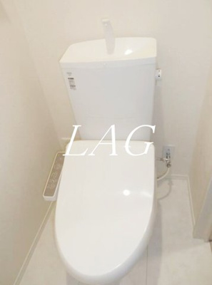 【トイレ】 | シャルマンテ | トイレです。