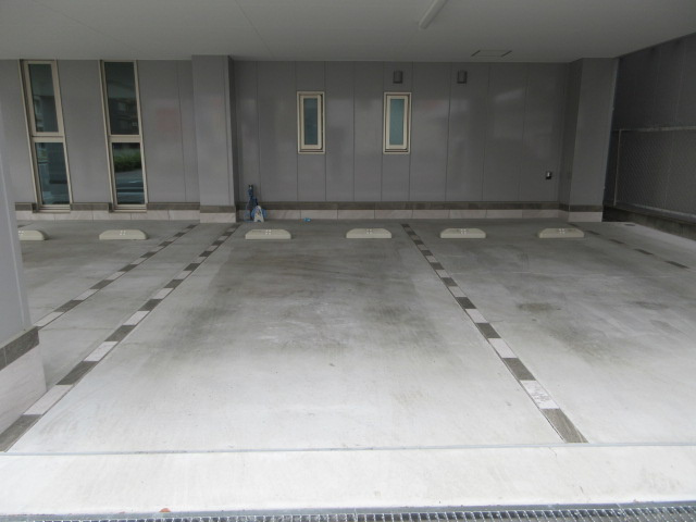 大阪市東成区深江南１丁目のビル
