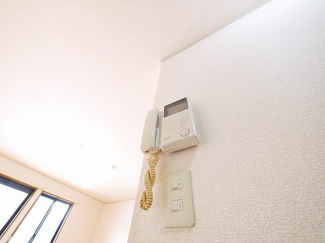 シェソワ（西大寺芝町）のセキュリティ|モニター付きインターホンで防犯もバッチリ