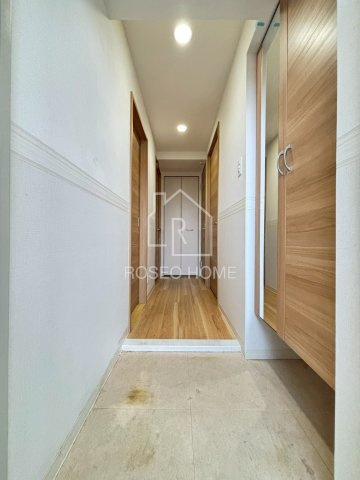 ハナミズキ福島の玄関|同マンション別部屋：参考写真