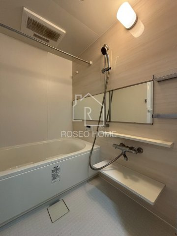 ハナミズキ福島の浴室|同マンション別部屋：参考写真