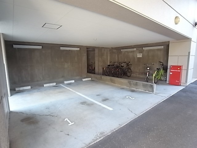 ピアントレの駐車場