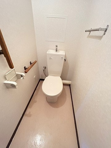 尼崎市昭和通２丁目の賃貸マンションのトイレ
