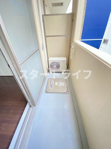 大阪市東淀川区東中島４丁目の賃貸マンションのバルコニー