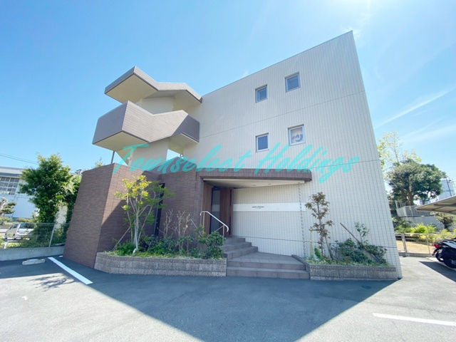 藤沢市城南３丁目の賃貸マンションの外観|おしゃれな外観です♪