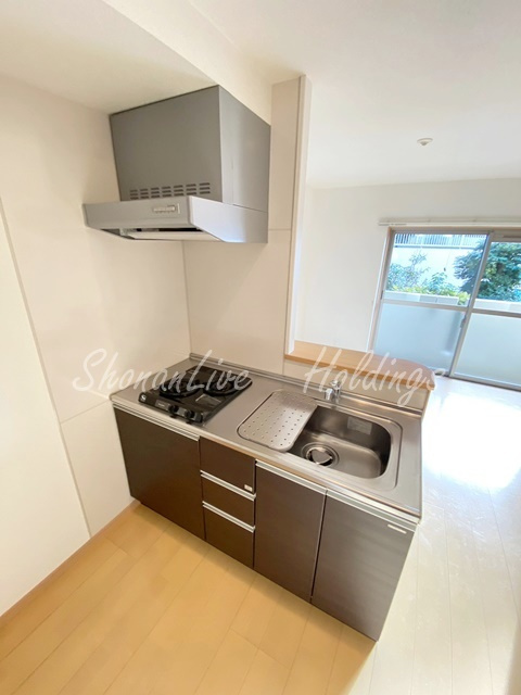 藤沢市城南３丁目の賃貸マンションのキッチン|広々としたキッチンです♪