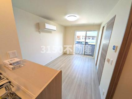 D-ROOM茜部中島　A棟の内装