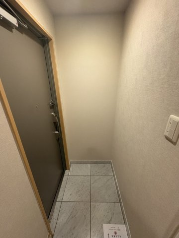 【玄関】